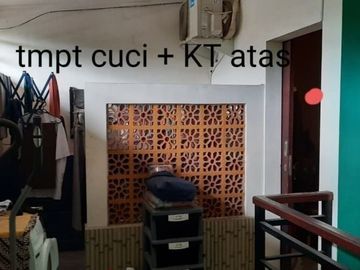 Rumah Second Butuh Renov Wisma Kedung Asem, Selangkah Akses Raya MERR, One Gate System