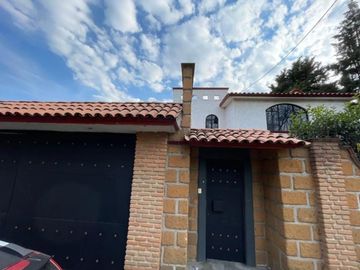Casa en condominio - La Virgen