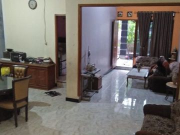 DIJUAL RUMAH KOKOH TERAWAT DI HARAPAN JAYA BELAKANG SUMMARECON BEKASI UTARA