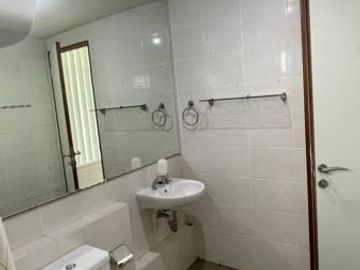 Disewakan 2br furnish simple, Lantai rendah!!