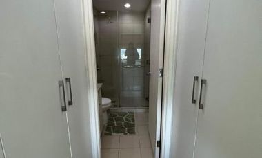 FOR SALE: One Rockwell East Tower