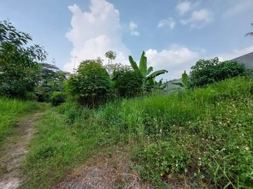 Tanah di Tapos Depok lokasi strategis bebas banjir Perum Elite Raffles Hills Cibubur
