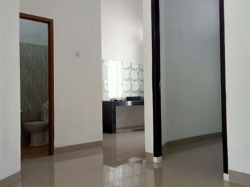 Rumah Baru Lokasi Strategis dekat Stasiun Jombang di Bukit Nusa Indah 7452