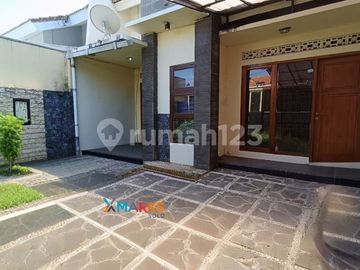 Sewa/ Jual Rumah Tengah Kota Area Panularan Solo