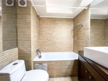 Departamento en venta de 1 dorm. en Vitacura