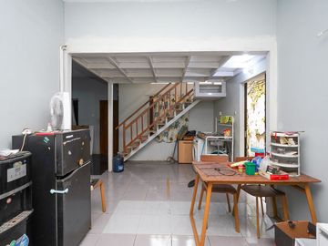 Rumah LT 105 Terawat Dekat Lagoon Avenue Mall Bekasi Bisa KPR J-40039