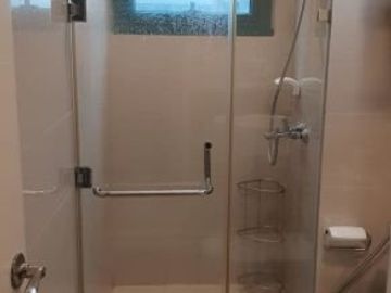 FOR LEASE: 2 Bedroom in 8 Forbes Town Road