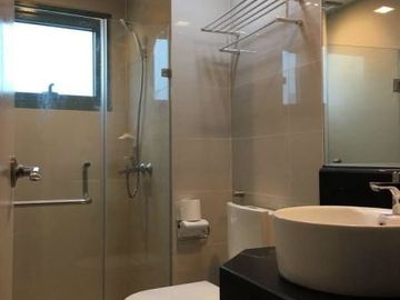 FOR LEASE: 2 Bedroom in 8 Forbes Town Road