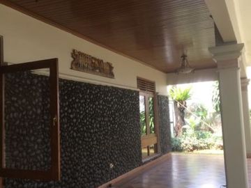 For Rent Beautiful House for Residence / Office at Kebayoran Baru