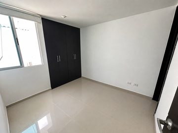 apartamento en arriendo en ciudad jardín. Cod A73989