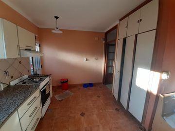 DUPLEX EN VENTA, 3 DORMITORIOS 3 BAÑOS