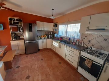 DUPLEX EN VENTA, 3 DORMITORIOS 3 BAÑOS