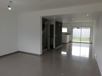 Duplex en venta en Ituzaingo Norte