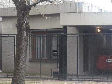 Casa PH en venta en Ituzaingo Norte