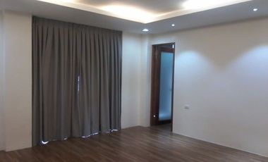 6 Bedrooms Spacious House in Banilad Area Cebu City