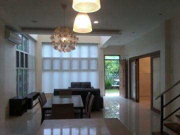6 Bedrooms Spacious House in Banilad Area Cebu City