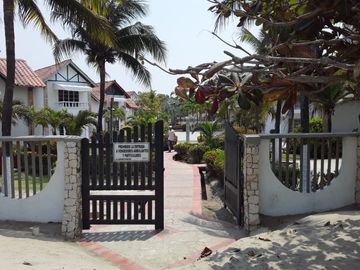 casa condominio en arriendo en santiago de tolú. Cod A17687