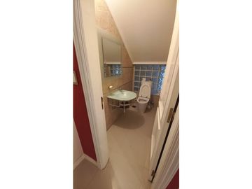 VENDO CHALET RESIDENCIAL EN BARRIO DALVIAN  CIUDAD CAPITAL  MENDOZA