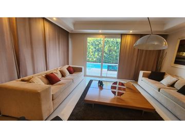 VENDO CHALET RESIDENCIAL EN BARRIO DALVIAN  CIUDAD CAPITAL  MENDOZA
