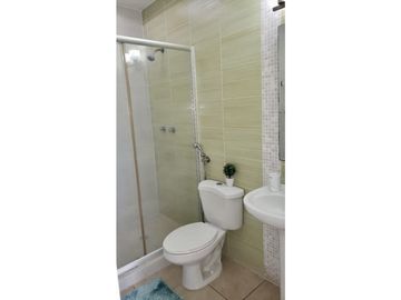 SE VENDE CASA EN PASEO DEL NORTE PH ALPES $225,000 AM