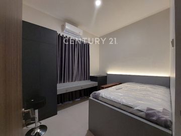Rumah Nyaman Semi Furnished Siap Huni 2 KT 3 AC Carport 1 Mobil