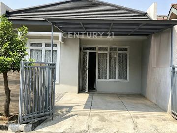 Rumah Nyaman Semi Furnished Siap Huni 2 KT 3 AC Carport 1 Mobil
