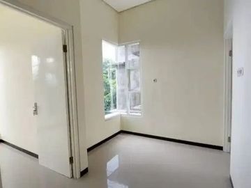 DIJUAL RUMAH BARU 2 LANTAI KAMAR 3 SULFAT PANDANWANGI KOTA MALANG