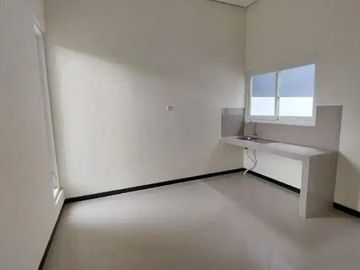 DIJUAL RUMAH BARU 2 LANTAI KAMAR 3 SULFAT PANDANWANGI KOTA MALANG