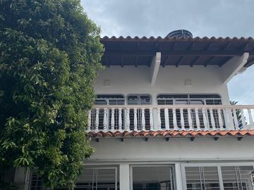 casa en venta en los patios. Cod V1725