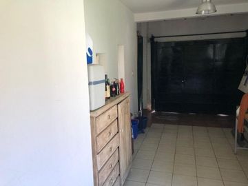 HERMOSA CASA EN VENTA CON 3 HABITACIONES, PILETA Y QUINCHO, QUILMES 1900 -TEMPERLEY-