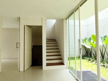 Rumah Cantik Mempesona Type 70, harganya terjangkau banget