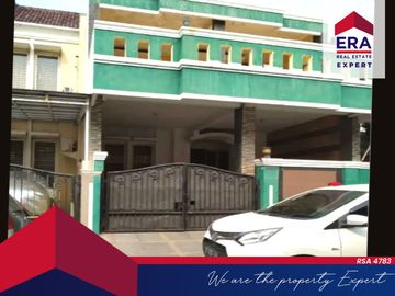 Dijual Rumah Dalam Cluster Lokasi Strategis @Royal Residence
