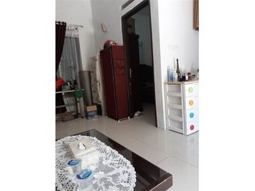 Dijual rumah hook murah dekat terminal di Bubulak