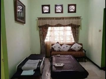 Hunian Semi Furnished Ketintang Wiyata Selangkah Raya A Yani
