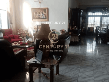 Dijual Rumah Asri Dan Nyaman Ada Swimming Pool Di Permata Hijau