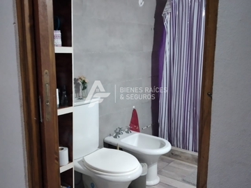 VENDEMOS CASA DE CATEGORIA BARRIO LOS OLIVOS 900mts² TOTALES