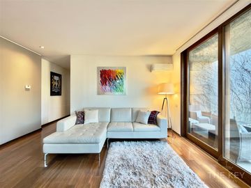 Departamento en venta de 2 dorm. en Vitacura