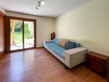 Casa en venta de 5 dorm. en Las Condes