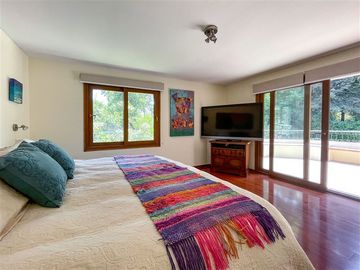 Casa en venta de 5 dorm. en Las Condes