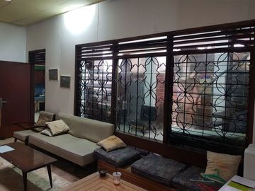 Dijual Rumah Tua (1 Lantai Siap Huni)Di Casanggiri Kebayoran Baru,Jakarta Selatan