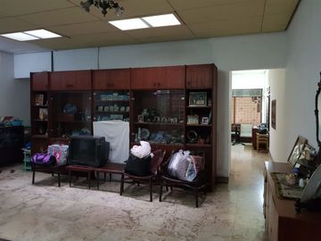 Dijual Rumah Tua (1 Lantai Siap Huni)Di Casanggiri Kebayoran Baru,Jakarta Selatan