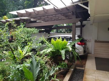 Dijual Rumah Tua (1 Lantai Siap Huni)Di Casanggiri Kebayoran Baru,Jakarta Selatan
