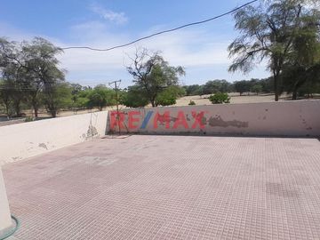 ❗❗   EXCLUSIVIDAD, AMPLITUD Y PROYECCIÓN ❗❗

UBICADA EN LA EXCLUSIVA Y CODICIADA ZONA DE SAN EDUARDO , ESTA PROPIEDAD DE 5.133,32 M² ES UNA VERDADER