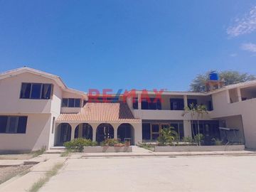 ❗❗   EXCLUSIVIDAD, AMPLITUD Y PROYECCIÓN ❗❗

UBICADA EN LA EXCLUSIVA Y CODICIADA ZONA DE SAN EDUARDO , ESTA PROPIEDAD DE 5.133,32 M² ES UNA VERDADER