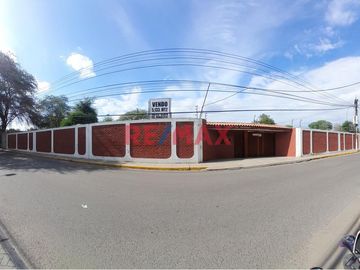 ❗❗   EXCLUSIVIDAD, AMPLITUD Y PROYECCIÓN ❗❗

UBICADA EN LA EXCLUSIVA Y CODICIADA ZONA DE SAN EDUARDO , ESTA PROPIEDAD DE 5.133,32 M² ES UNA VERDADER