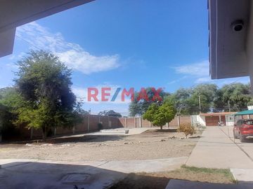❗❗   EXCLUSIVIDAD, AMPLITUD Y PROYECCIÓN ❗❗

UBICADA EN LA EXCLUSIVA Y CODICIADA ZONA DE SAN EDUARDO , ESTA PROPIEDAD DE 5.133,32 M² ES UNA VERDADER