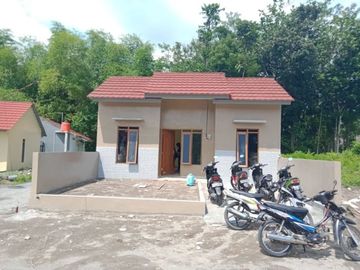 Rumah murah dengan model elegan siap huni