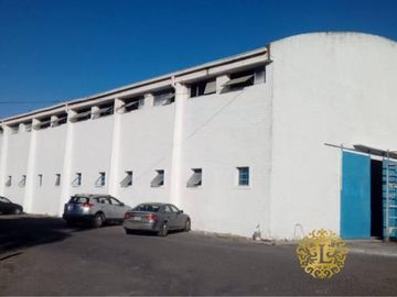 VENDO GALPÓN C/AMPLIO TERRENO - Único en Santo Tomé