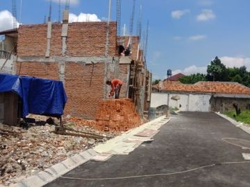 Rumah dijual di Cluster Ciputat Legoso akses mudah ke MRT Lebak Bulus