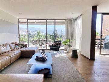 Departamento en venta de 4 dorm. en Lo Barnechea